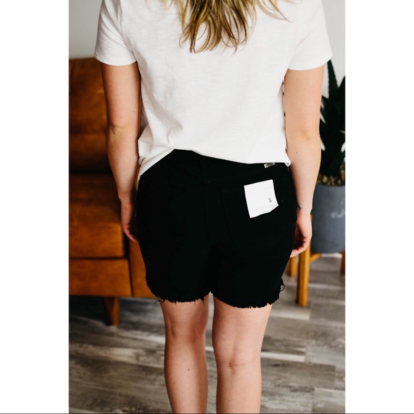 KanCan NEW Black Distressed Ripped Shorts S 3 25 - Picture 5 of 6